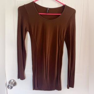Brown thin sweater top